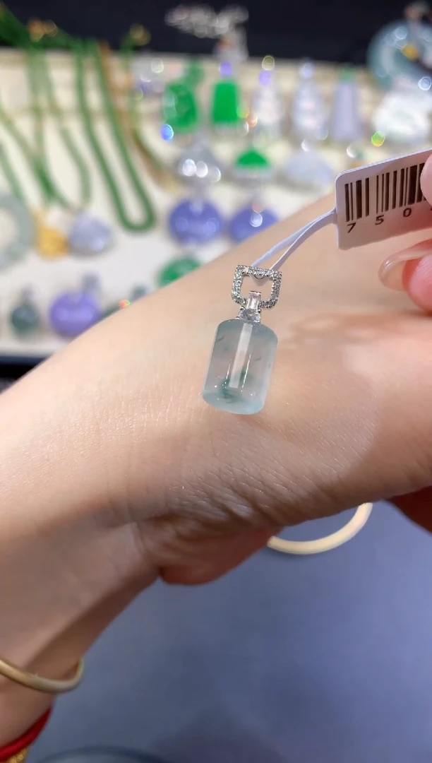 吊坠(不含链)18K金镶嵌翡翠29-无事柱