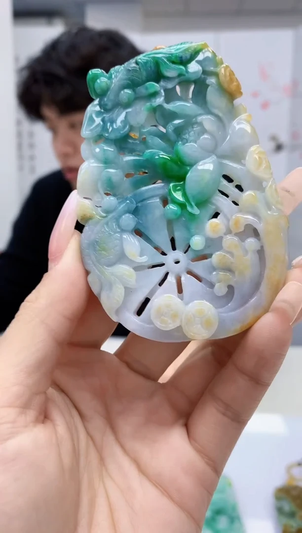 【闪购商品】定制翡翠未镶嵌5145lr-毛货挂件133