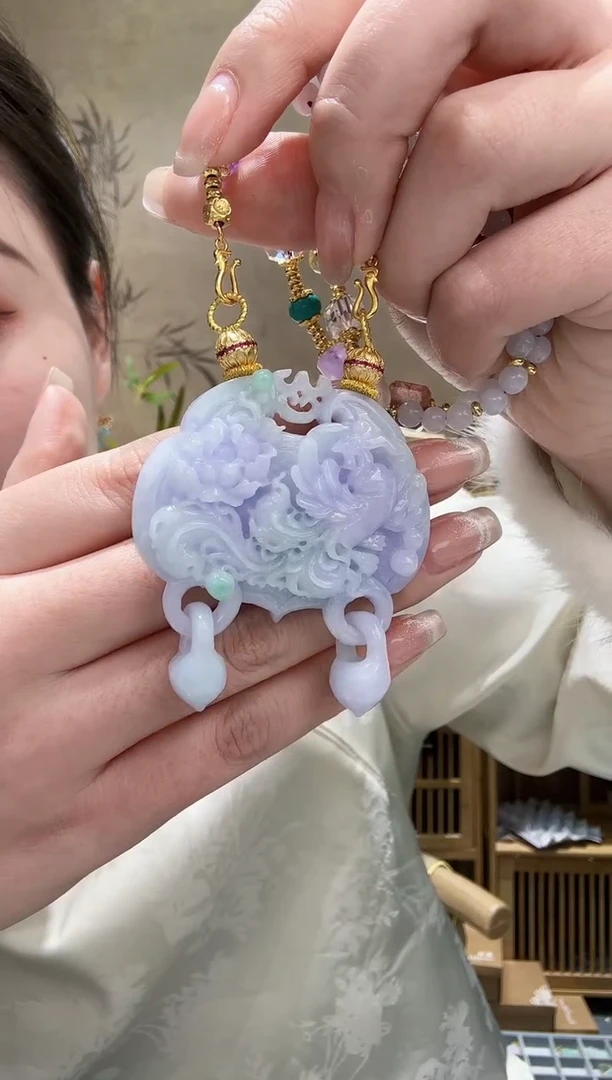 【闪购商品】翡翠颈饰未镶嵌吊坠