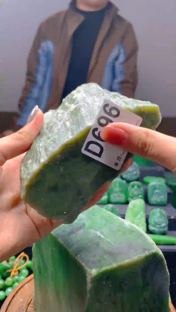 未镶嵌和田玉珠宝半成品1