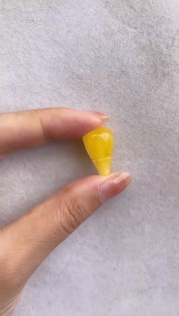 未镶嵌琥珀裸石10610029-三通