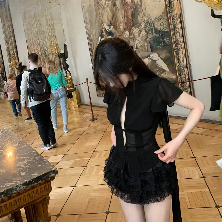 2025夏季新款ins气质御姐范镂空飘带收腰衬衫上衣配高腰显瘦短裙