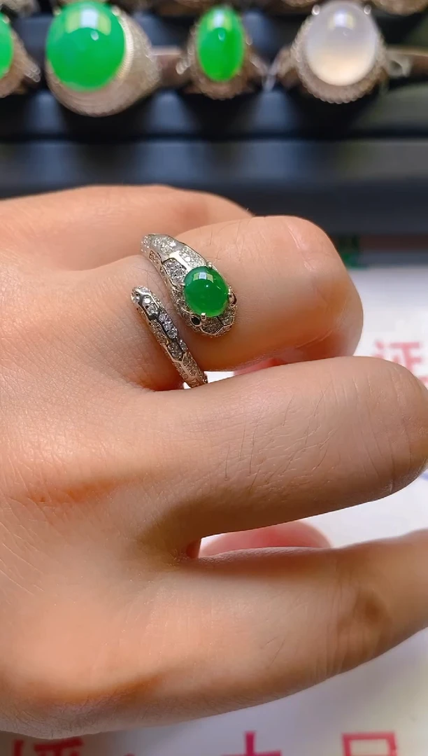 【闪购商品】翡翠耳饰银S925镶嵌天然A货翡翠1