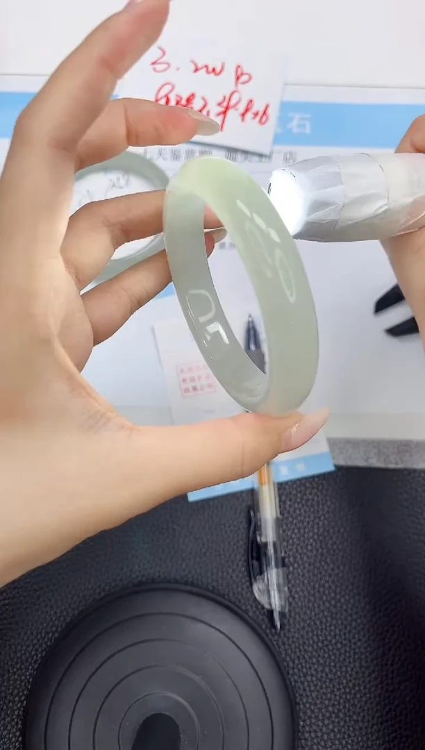 石英质玉手镯未镶嵌359-60.5