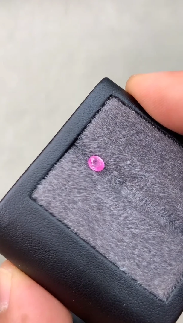 【闪购商品】定制蓝宝石裸石未镶嵌0.54ct 缅甸无烧彩色蓝宝石