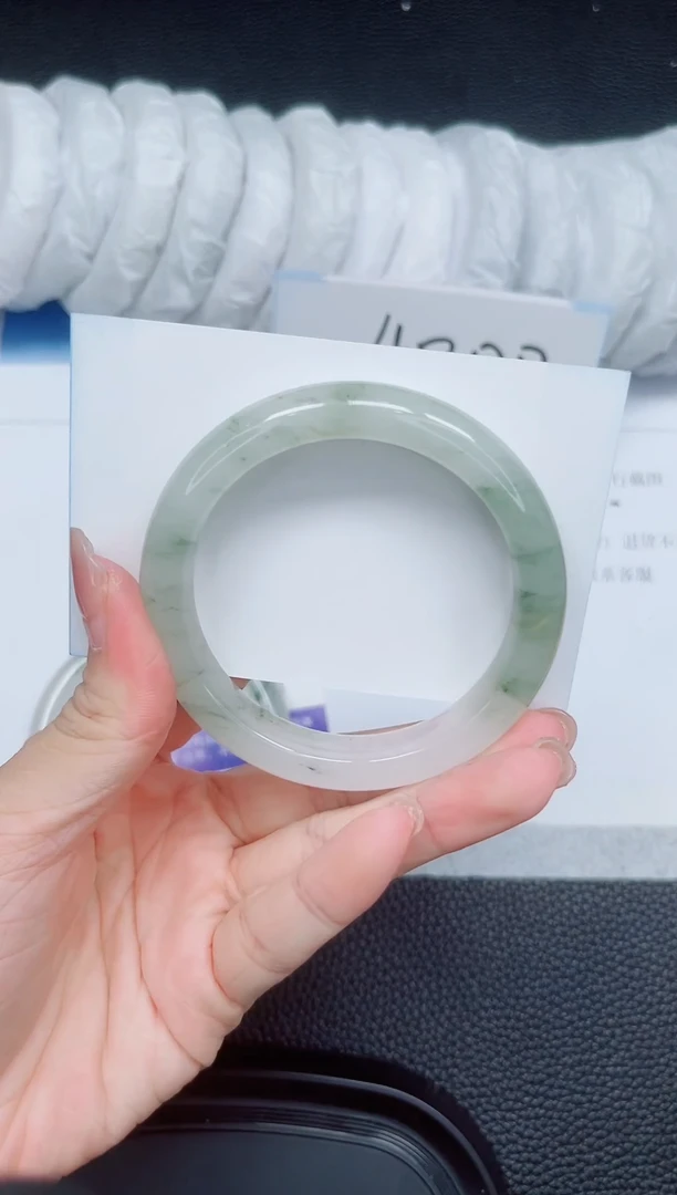 石英质玉手镯未镶嵌150-54.3