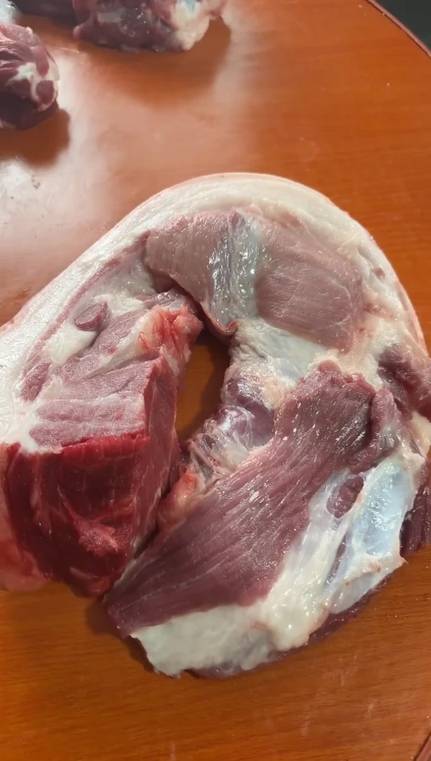 中国大陆180食用农产品程*猪梅花肉2.84程杰