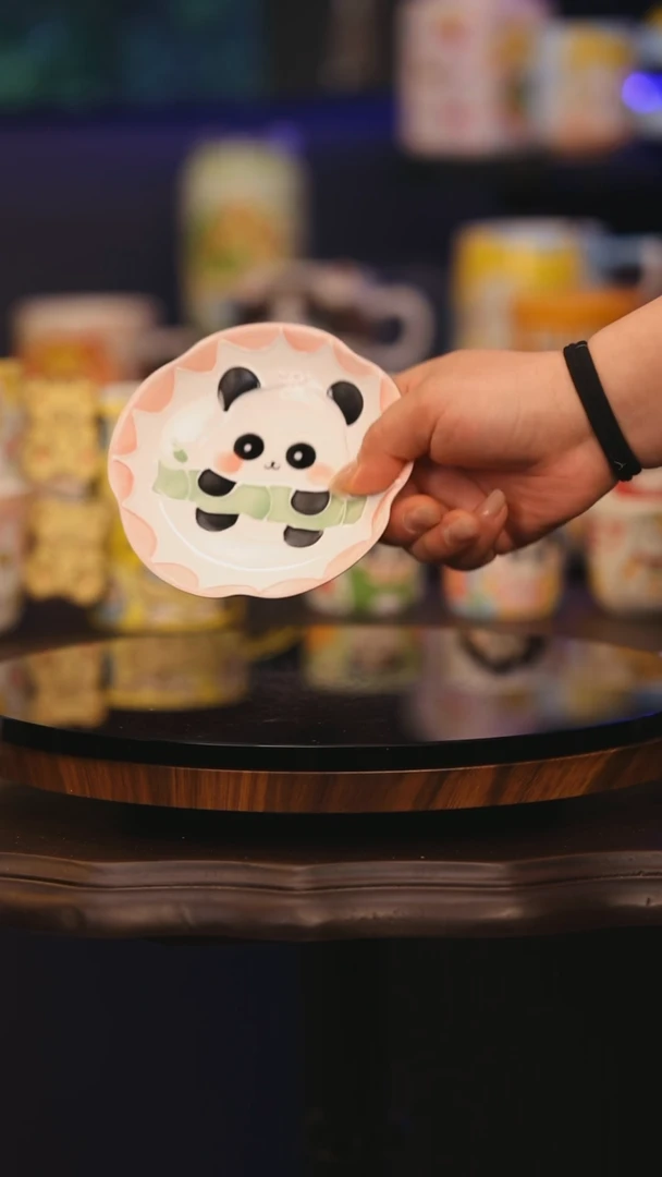 【闪购商品】摆件景德镇釉下彩绘设计师款式陶瓷
