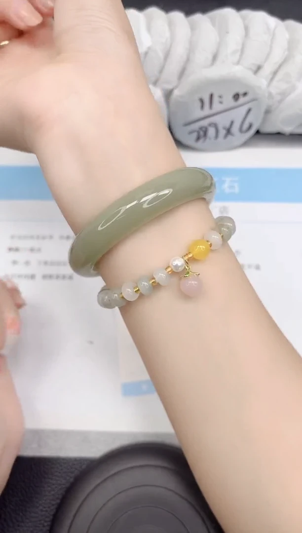 石英质玉手镯未镶嵌285-59.1