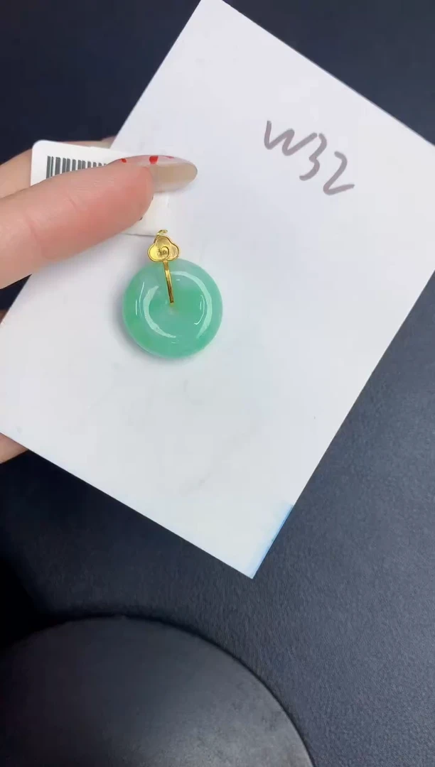 【闪购商品】翡翠颈饰18K金镶嵌0000000000