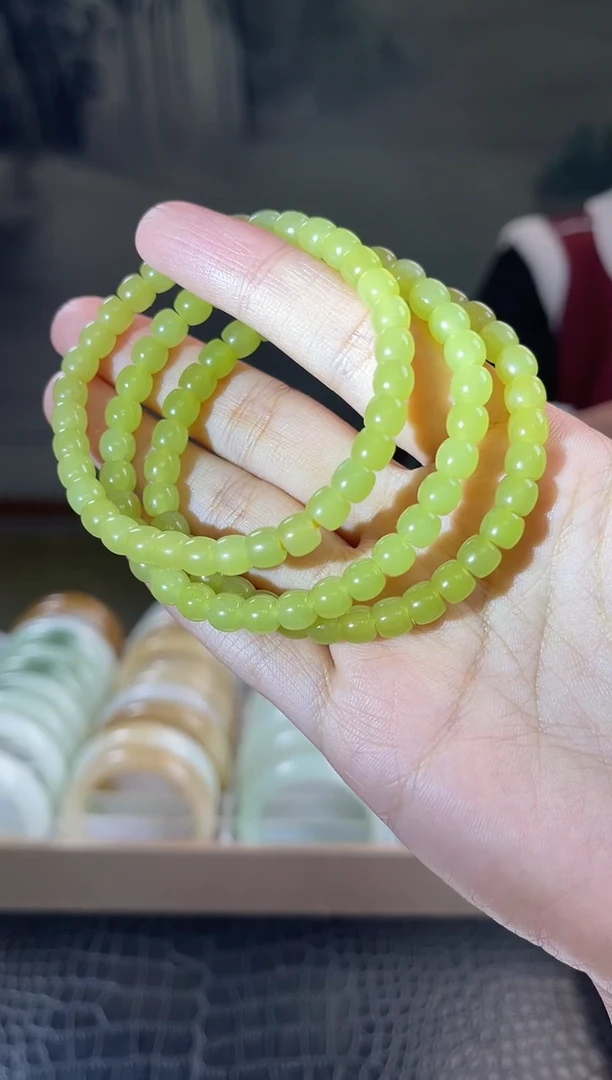 未镶嵌手镯和田玉6mm左右多样性发货仅一条