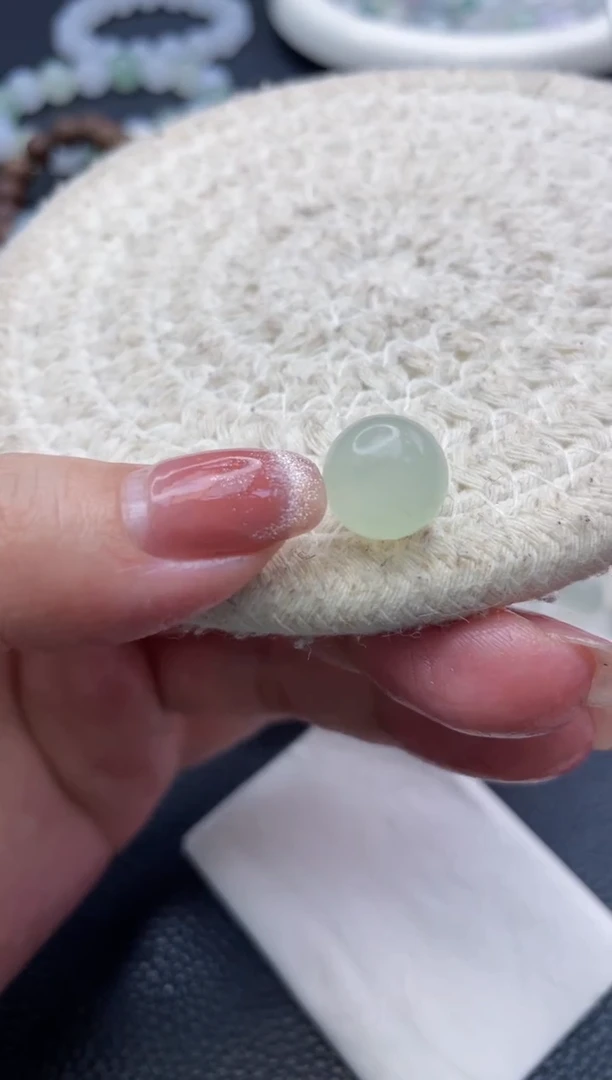 【闪购商品】定制翡翠未镶嵌珠子