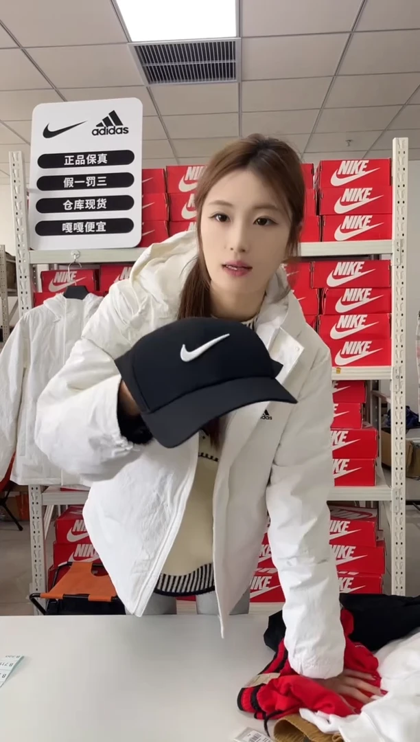 编码  尺码  胸围衣长  正品直播间过款棒球帽