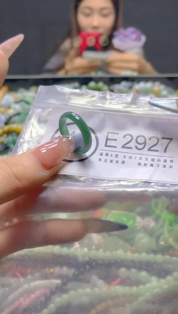 颈饰未镶嵌翡翠/E/翡翠A货，一件也是批发价