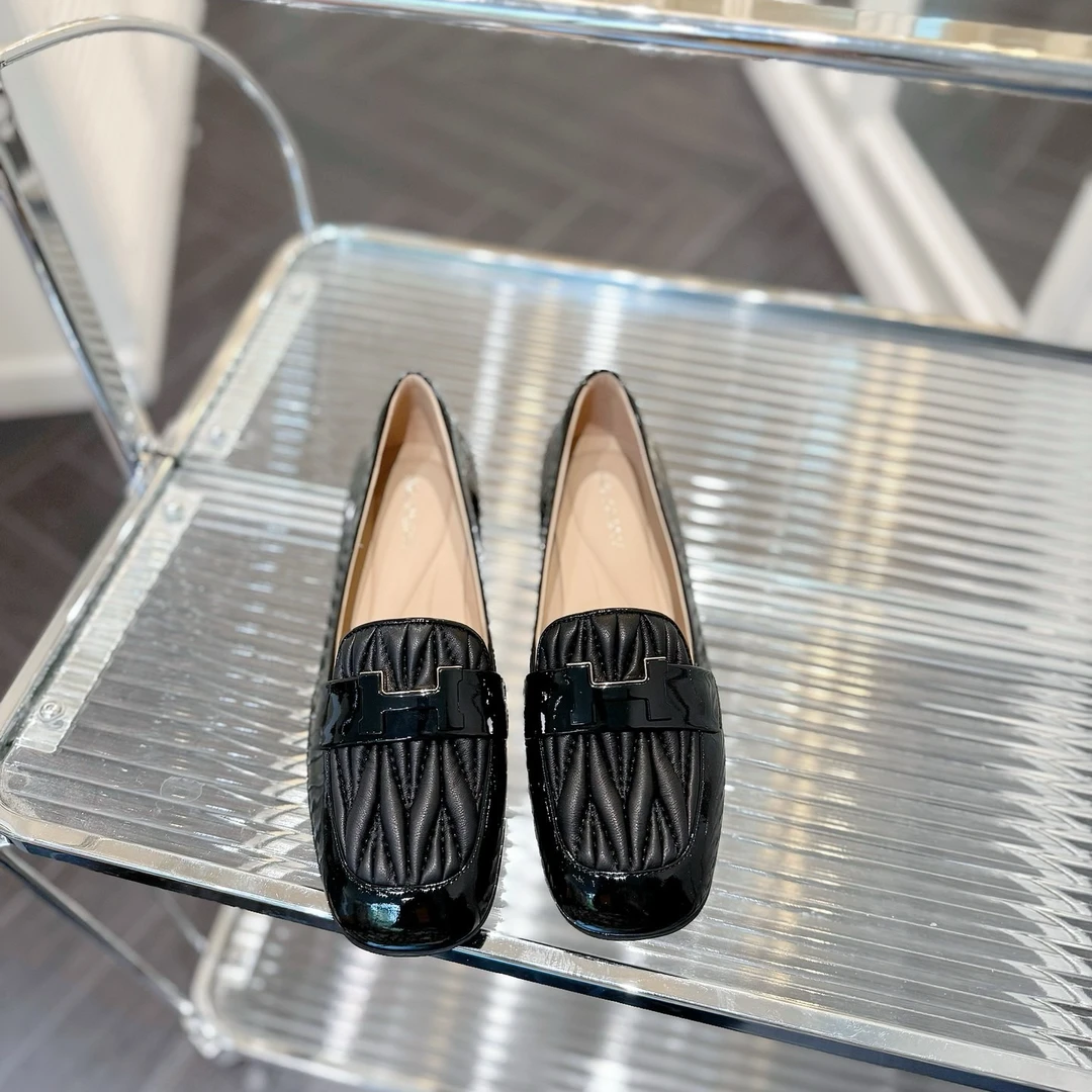 阿芙莎广系联名款5533155时尚通勤英伦百搭风粗跟女士单鞋B