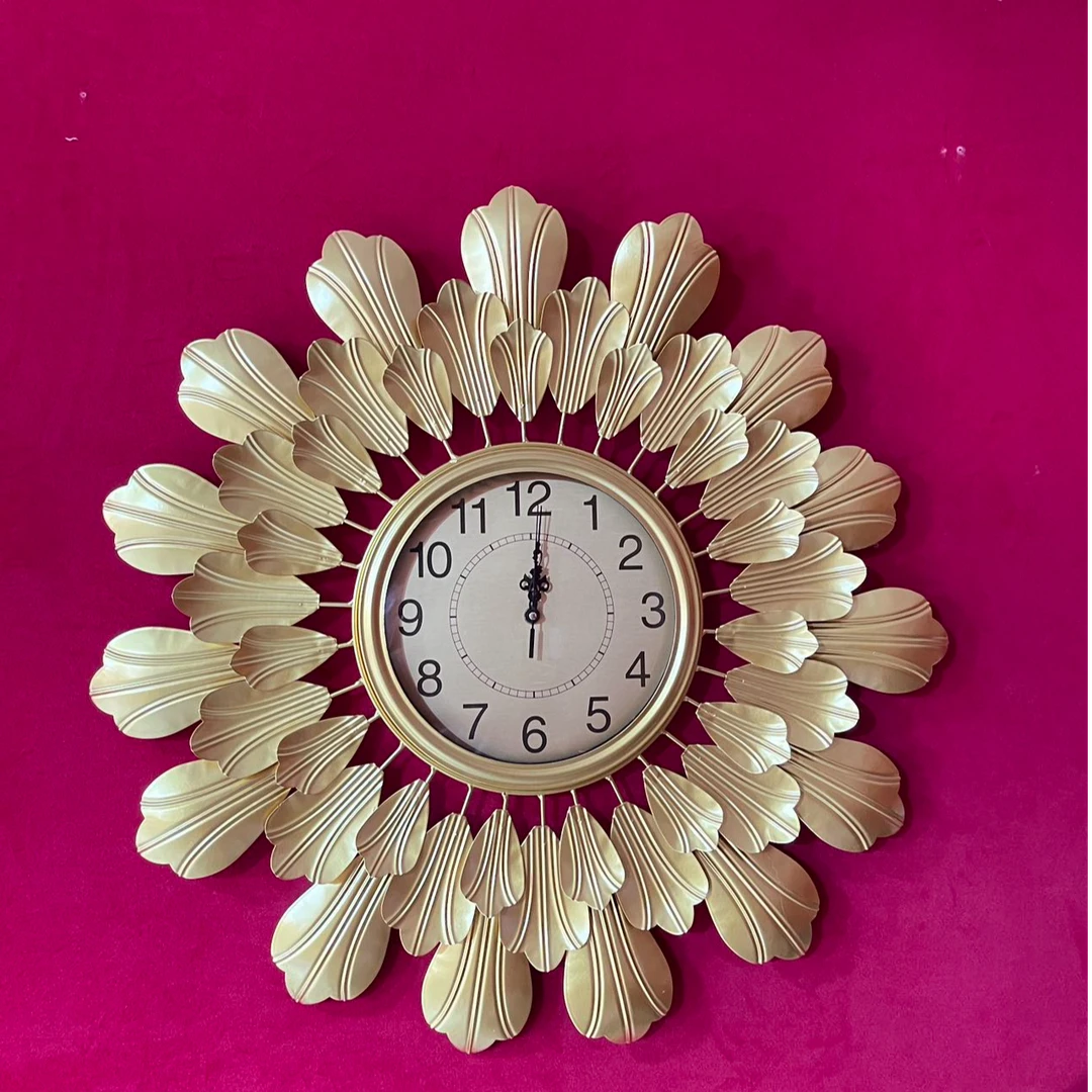 （新疆包邮）UZKAN 欧式时尚钟表