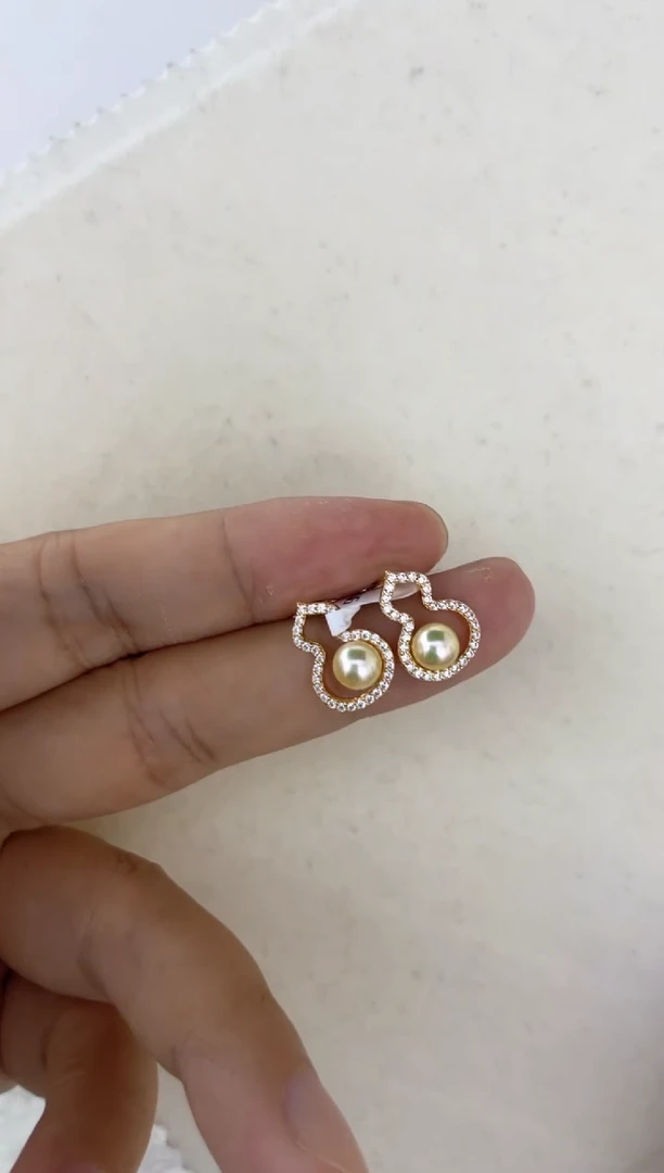 银S925镶嵌海水珍珠耳饰耳钉