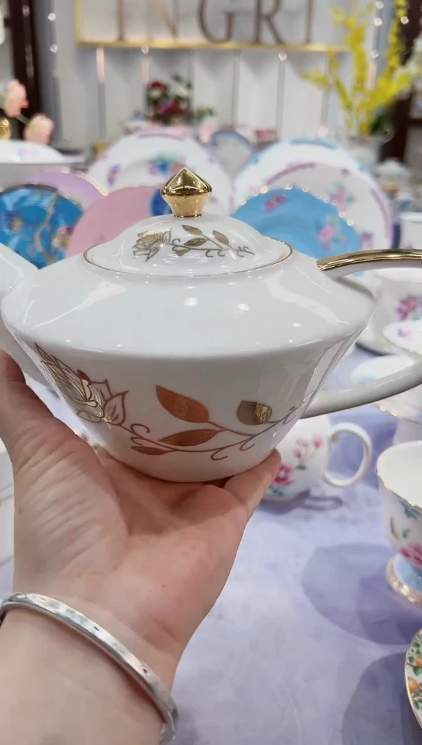 【闪购商品】36%以上骨粉骨瓷大壶