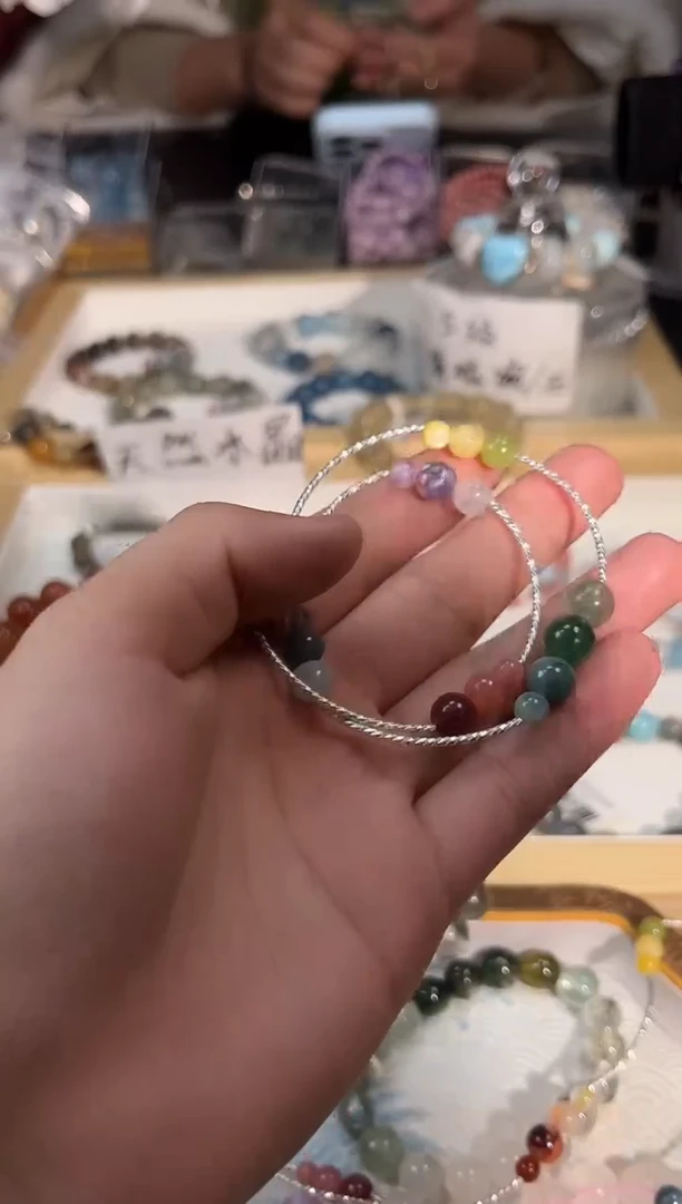 【闪购商品】水晶手链未镶嵌多宝水晶手串多样性发货一件