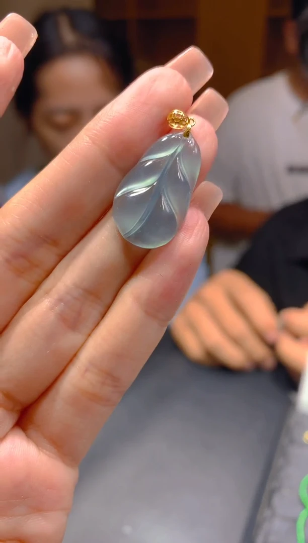 18K金镶嵌定制翡翠125多样性发货（发其一）