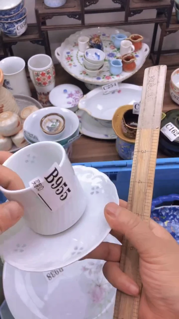 瓷片忙**班A龙华精品陶瓷店
