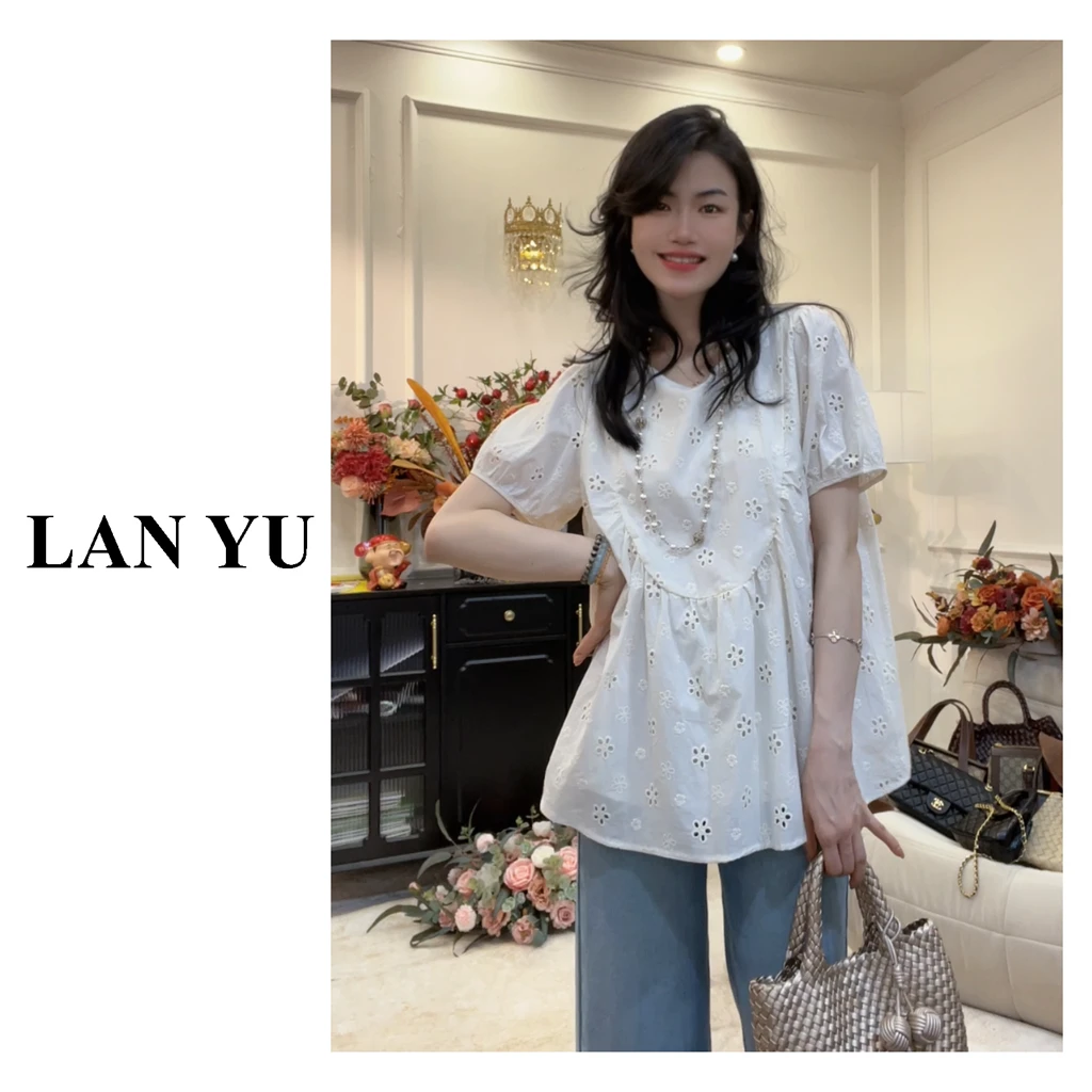 【初夏花稿】大码女装正肩刺绣衬衫短袖夏季宽松显瘦减龄小衫上衣LY