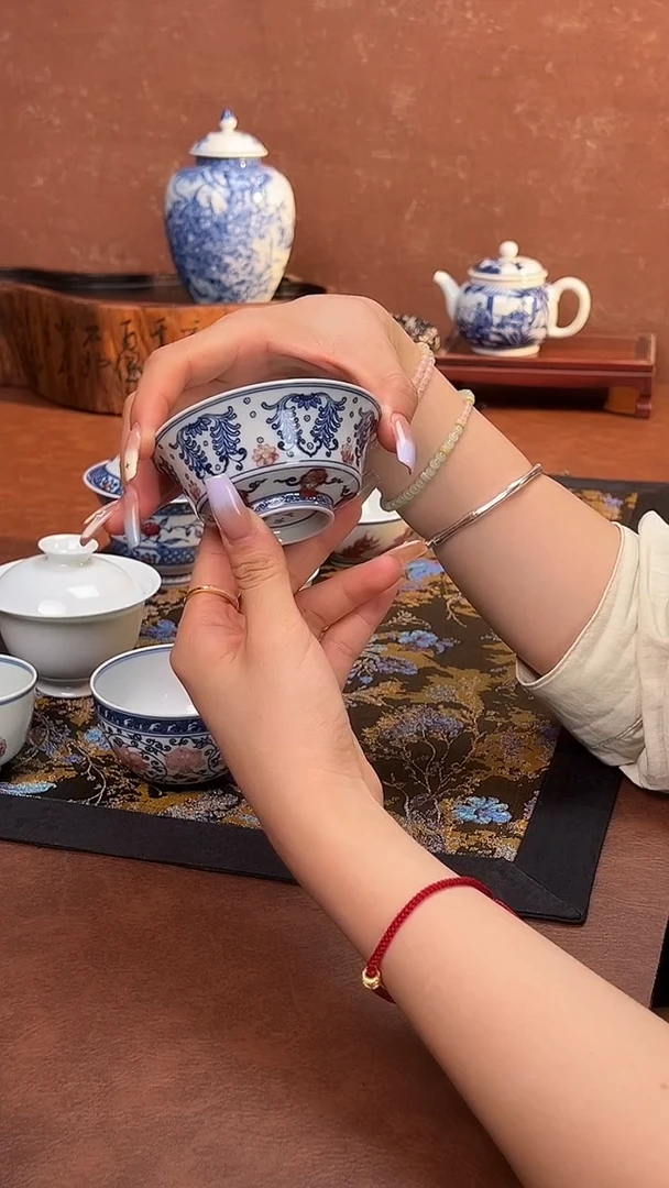 微瑕臻玉古坊马蹄杯