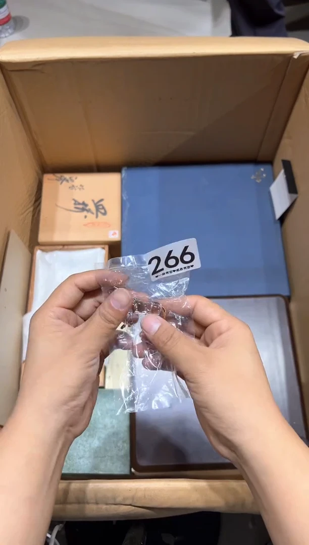 瓷片❤****?266........
