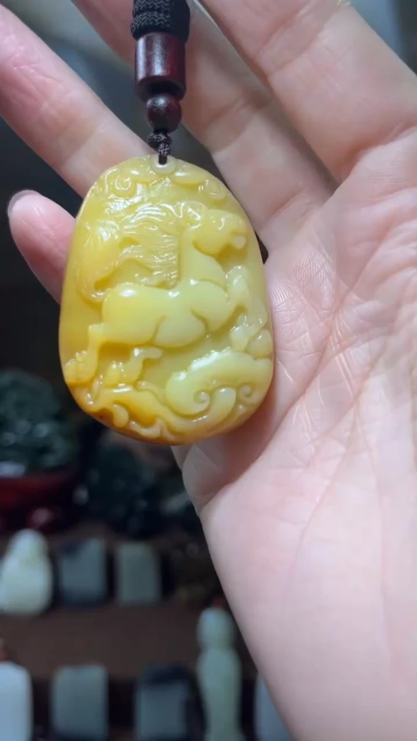 颈饰未镶嵌和田玉`