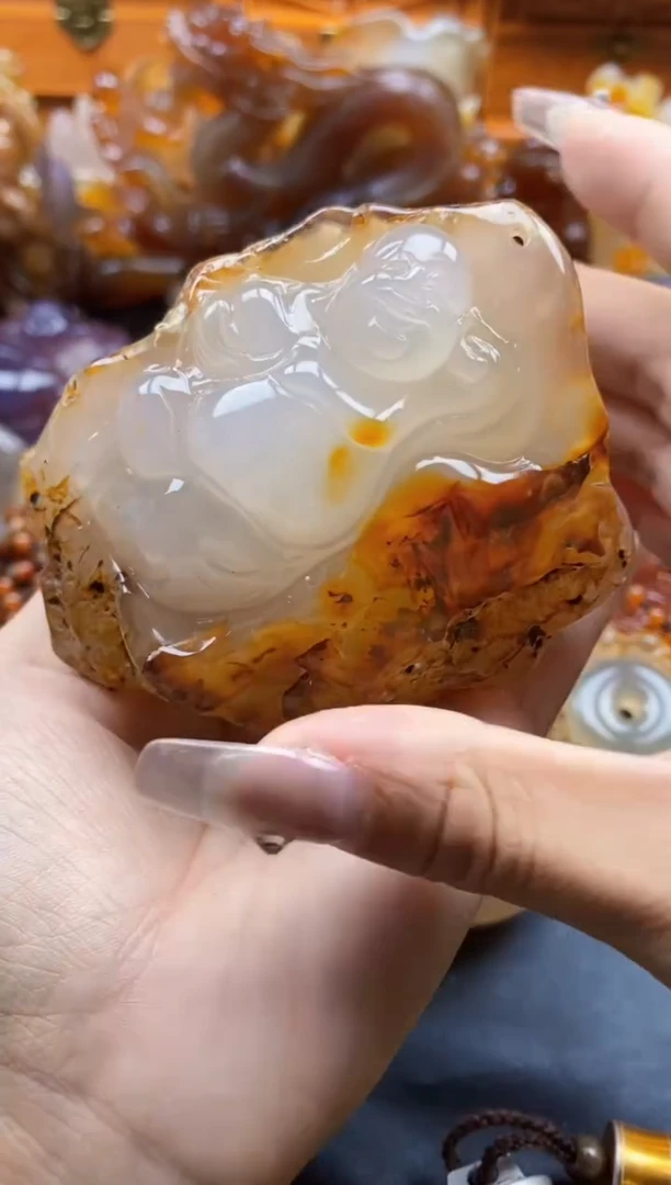 玛瑙/玉髓挂件未镶嵌玉****酒ll