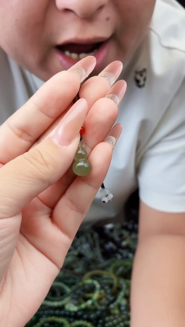 和田玉未镶嵌颈饰拍一发一