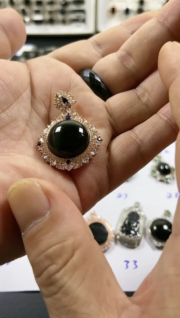 吊坠(赠链)银S925镶嵌翡翠蛋面