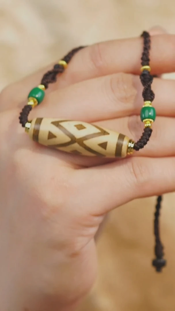 未镶嵌颈饰玛瑙/玉髓（覆膜）多样性发其一 金刚369