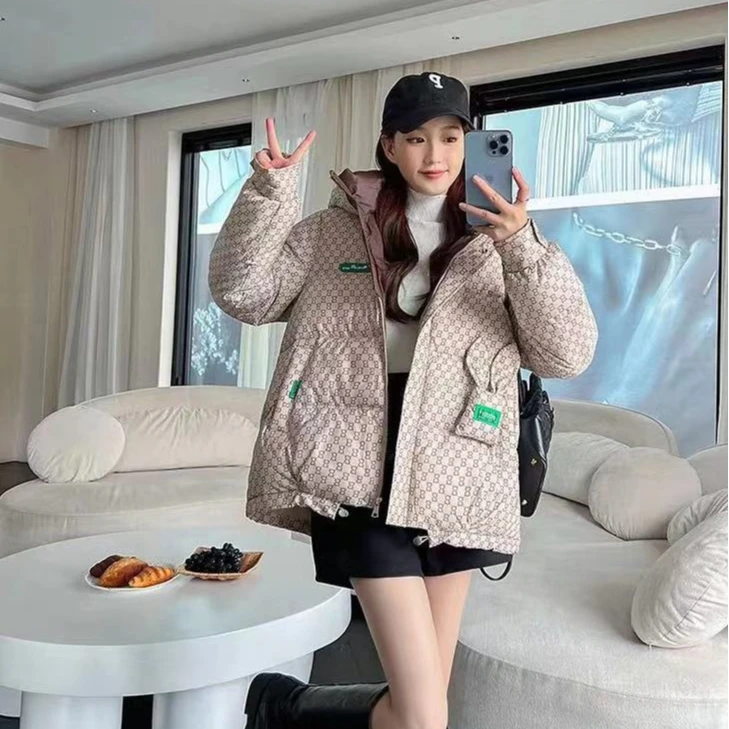 【宠粉专属】小兔印花短款连帽免洗洋气秋冬外套