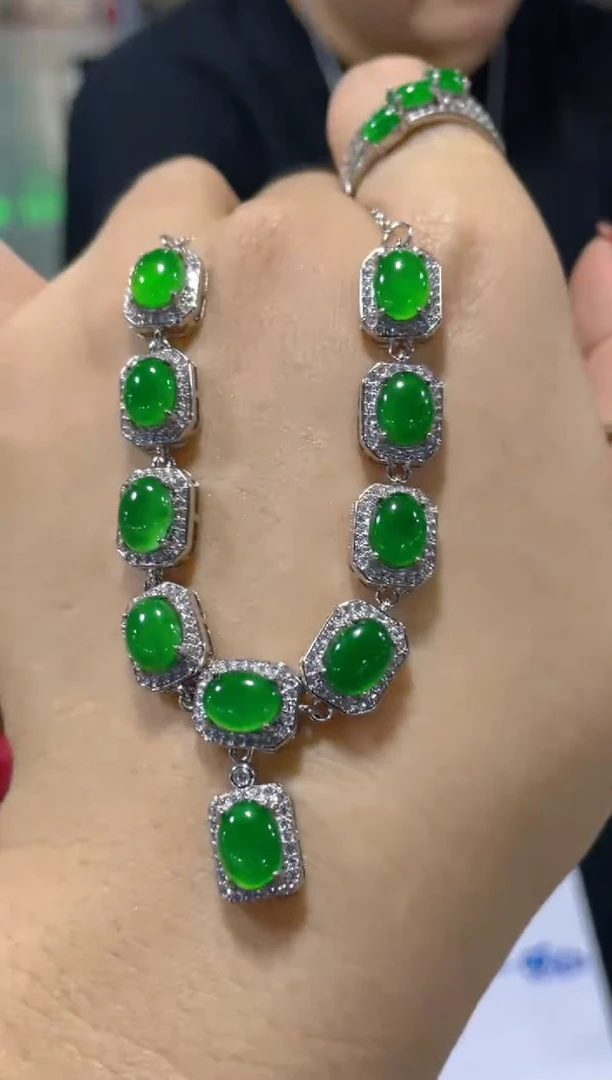 定制翡翠未镶嵌天然A货翡翠（多样性发货拍一件发件）