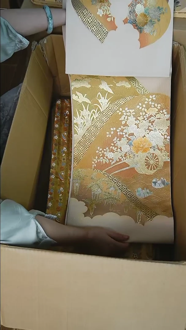 织绣106缂丝底两通金莳绘特价