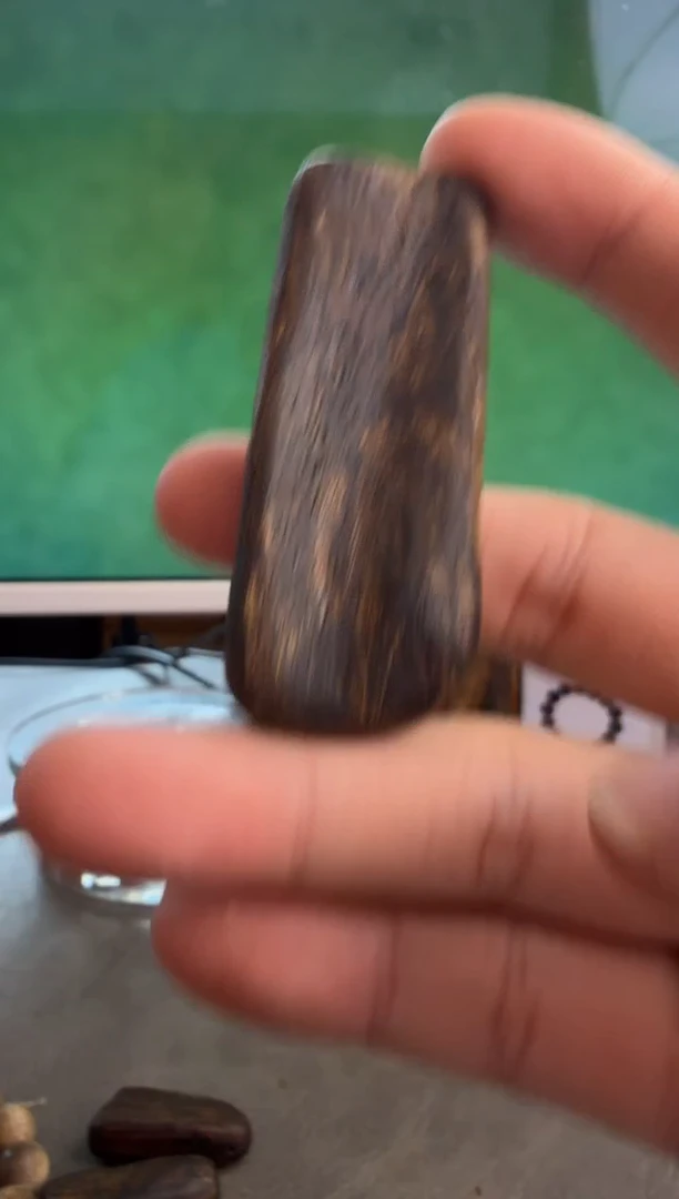 吊坠沉香海南多样性发一