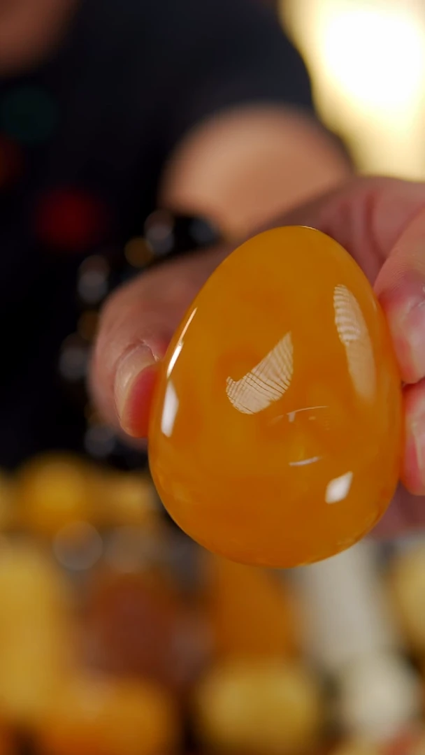 【闪购商品】蜜蜡颈饰未镶嵌51.1焦皮料水滴