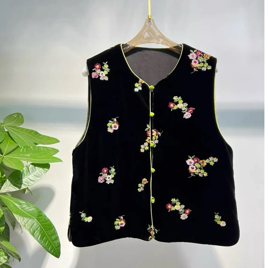 新中式   2025春季新款国风亮片刺绣马甲