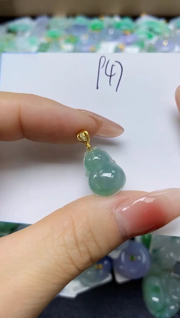 翡翠未镶嵌颈饰 天然缅甸翡翠A货