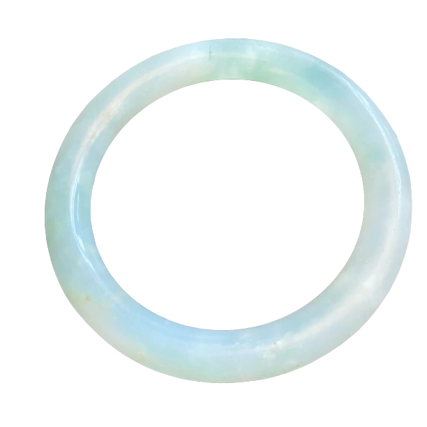 糯冰翡翠手镯圈口约61mm，精美，百搭，送妈妈的礼物冰透