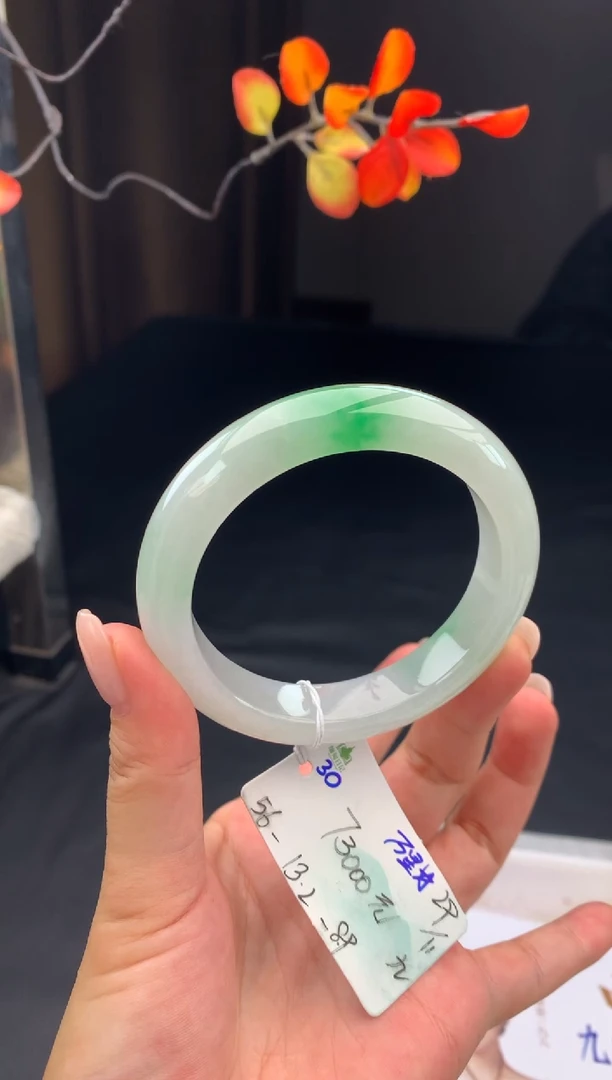 未镶嵌手镯翡翠翡翠自带#送人#，假一赔三