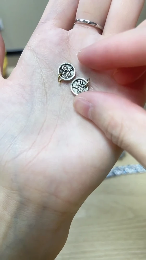 无非金属卡卡眼小配件【不退换】