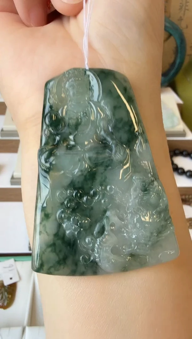 翡翠挂件未镶嵌A货多样性孤品