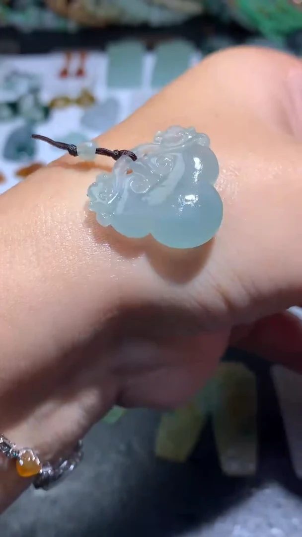 未镶嵌定制翡翠毛货