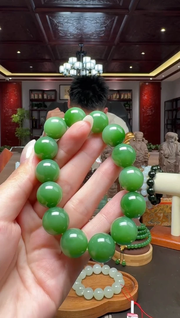 未镶嵌和田玉挂件by16