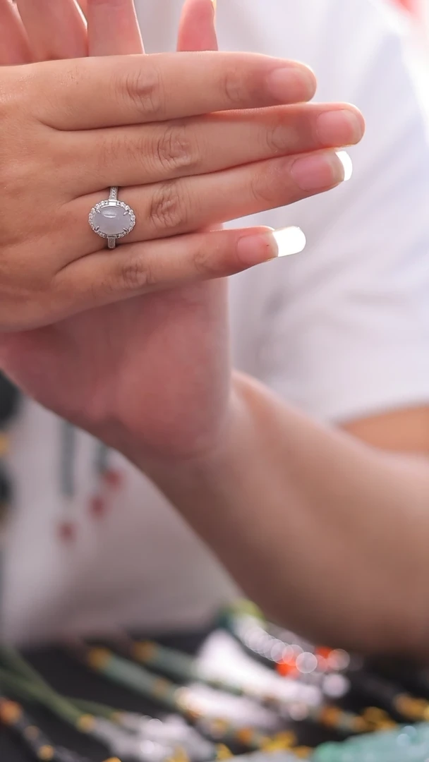 【闪购商品】翡翠耳饰未镶嵌24小时内发货质保A货