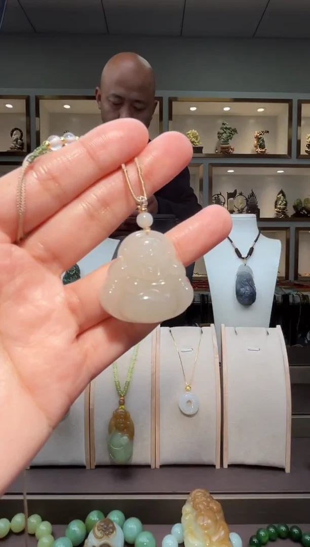 颈饰未镶嵌和田玉苏