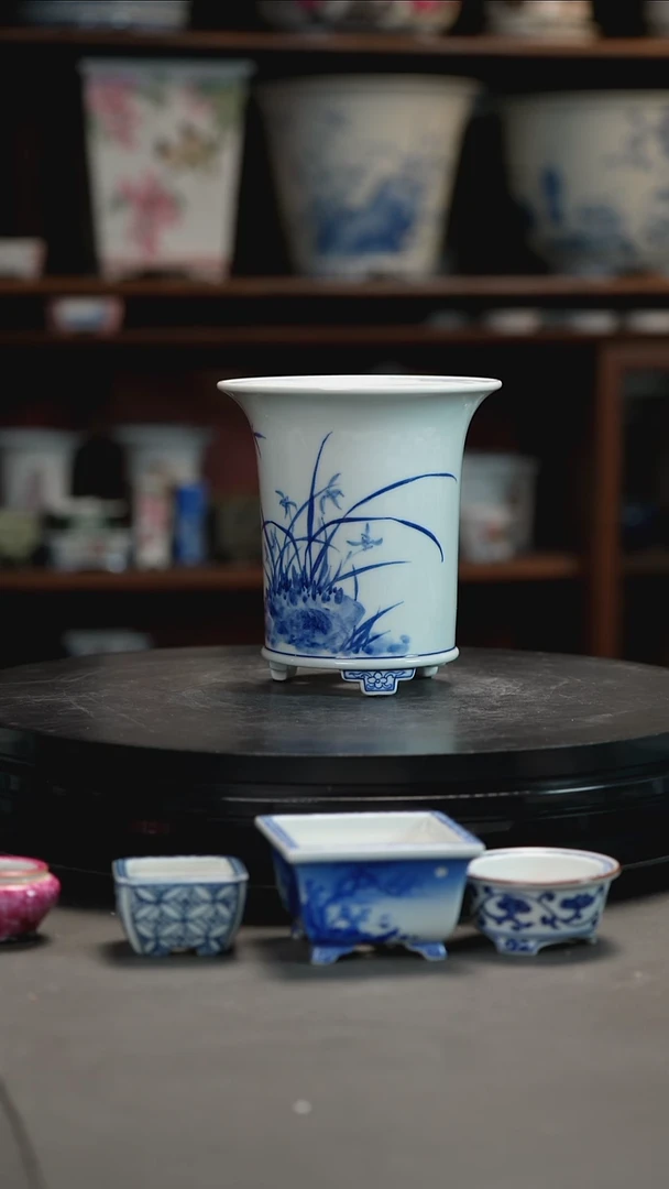 釉下青花手绘盆L*ᴷ釉下青花手绘盆 L*ᴷ