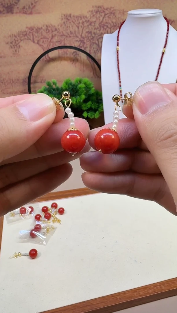 14K金镶嵌南红玛瑙耳饰E58
